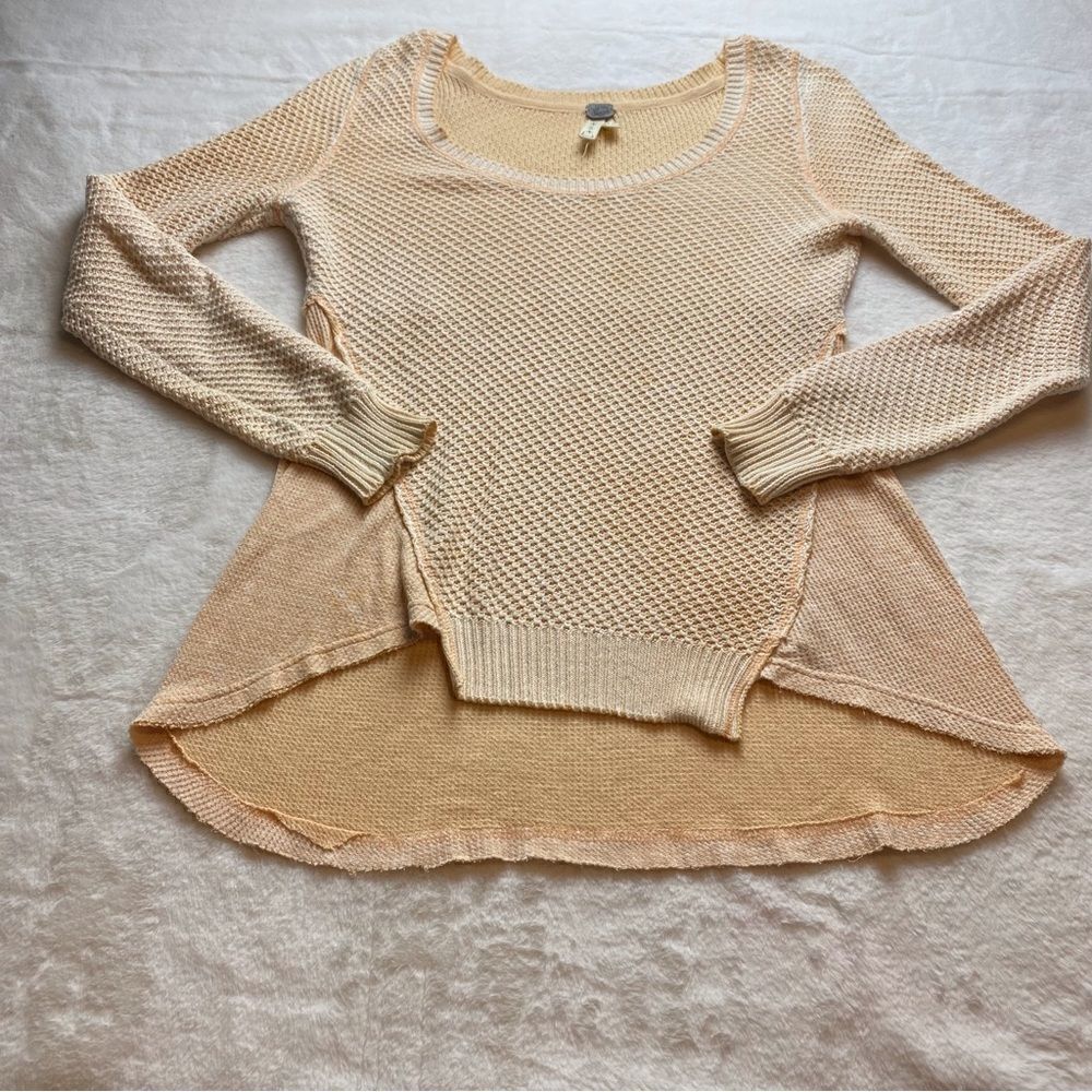 We The Free Peach Color Mixed Knit and Waffle fabric High Low Hem Sweater Size S